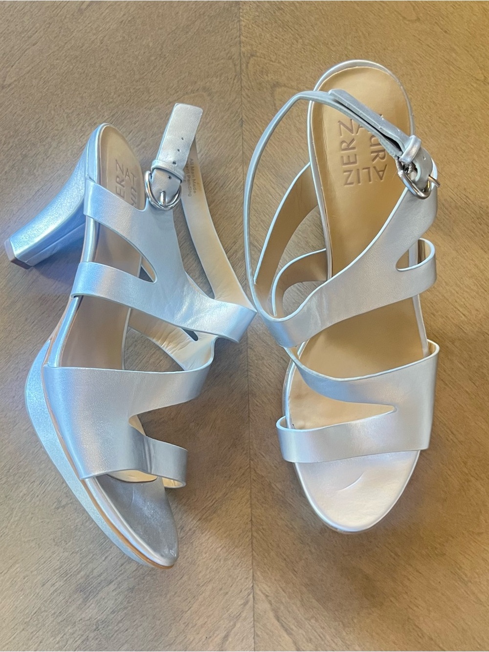 Naturalizer Silver Heels Dee Size 9.5W